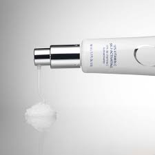 10% Vitamin C Self Activating 50ml – The Clinic