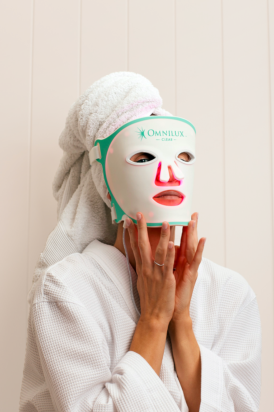 OmniLuxe Clear LED Mask | Red Light Therapy Device Australia – The Clinic